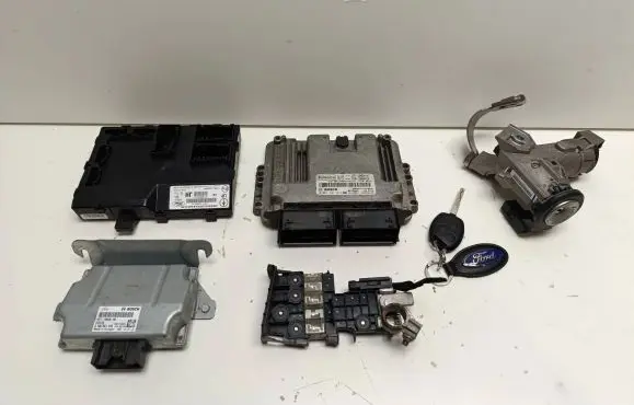 Ford Transit Courier Engine ECU kit and lock set JT7112A650LF E1BA12B684CA 0261S21914
