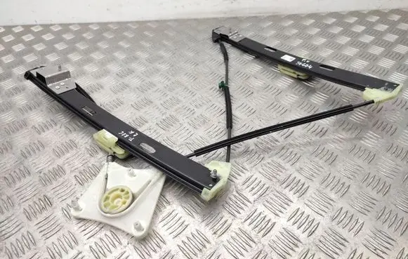Volkswagen T-Roc Front window lifting mechanism without motor 2GA837461F