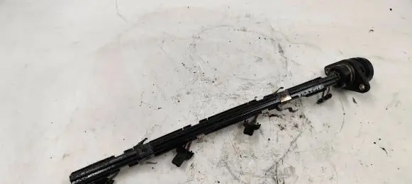 Volkswagen Jetta V Fuel injector wires 038971803