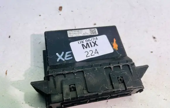 Jaguar F-Pace Air conditioning/heating control unit 14F498