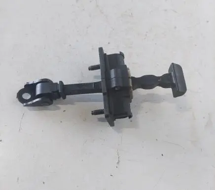 Peugeot 5008 II Front door check strap stopper 