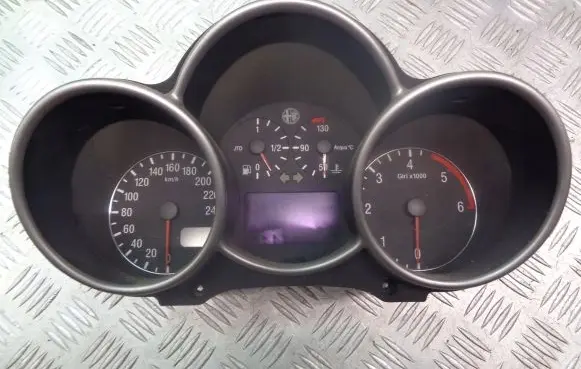Alfa Romeo 147 Speedometer (instrument cluster) 1100089530