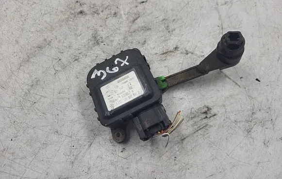 Volkswagen Golf IV Air flap motor/actuator 0132801117