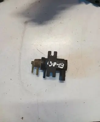 Volkswagen Transporter - Caravelle T5 Vacuum valve 1K0906627A 70086800