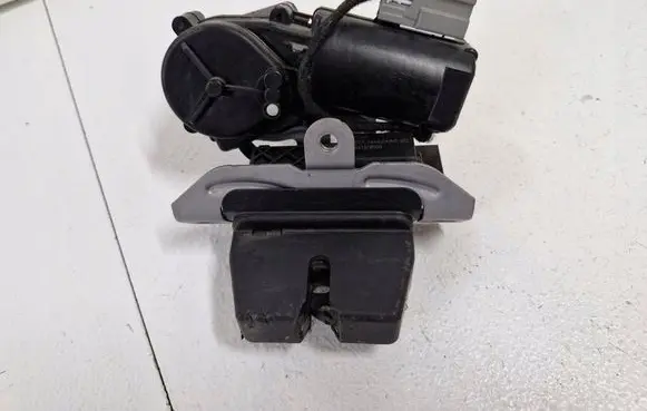 Ford S-MAX Tailgate/trunk/boot lock/catch/latch DS7A-N442A66-BD