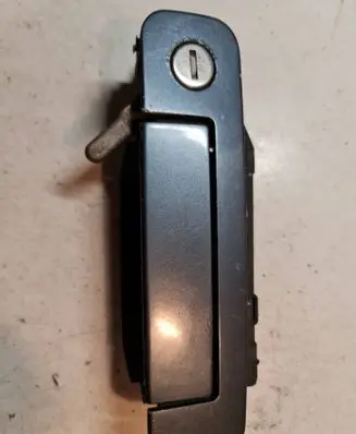 Audi A4 S4 B5 8D Front door exterior handle 4A0837206 4A0837206AB
