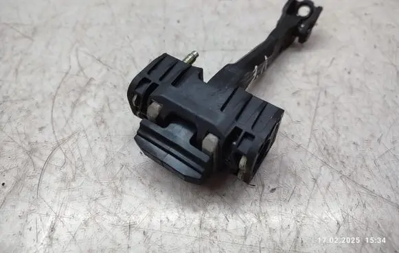 Volvo XC90 Rear door check strap stopper 31217752