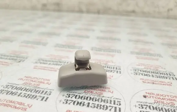 Sun visor clip/hook/bracket
