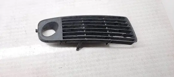 Audi A6 S6 C5 4B Front bumper lower grill 4B0807682H