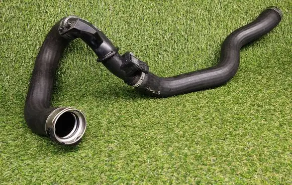 Buick Encore I Intercooler hose/pipe 95135162 55568175 0281006077