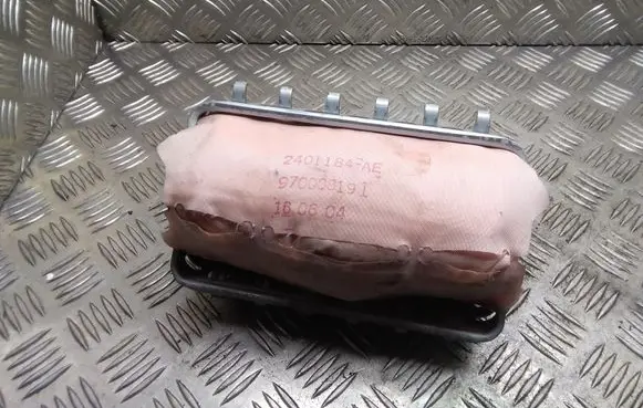 Subaru Legacy Passenger airbag 21ZS08