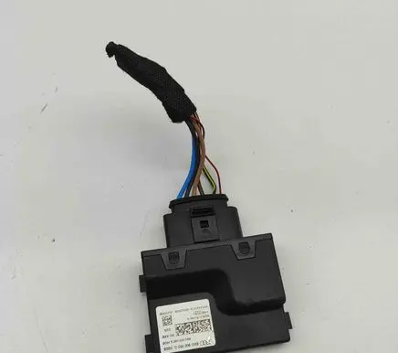 Audi A5 Fuel injection pump control unit/module 8W0906093G