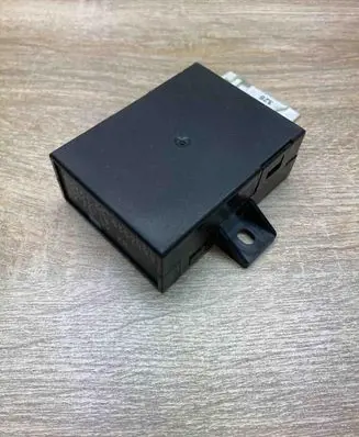 BMW 5 E39 Steering rack control module 8352494 55892110