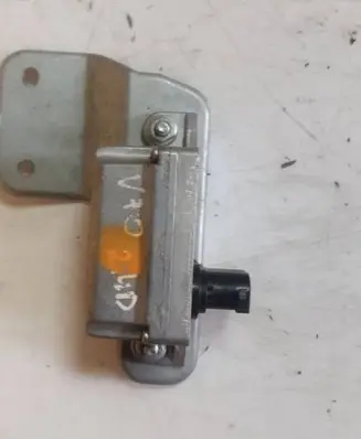 Volvo V70 ESP acceleration yaw rate sensor 8688068 A1209800476 10098004762