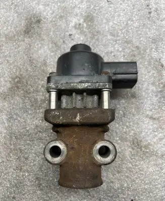 Subaru Impreza II EGR valve 79098