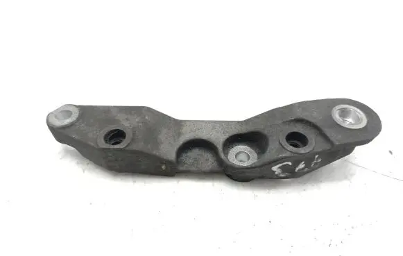 Land Rover Range Rover Sport L320 A/C compressor mount bracket 