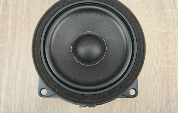 BMW X6 G06 Front door speaker 2622518