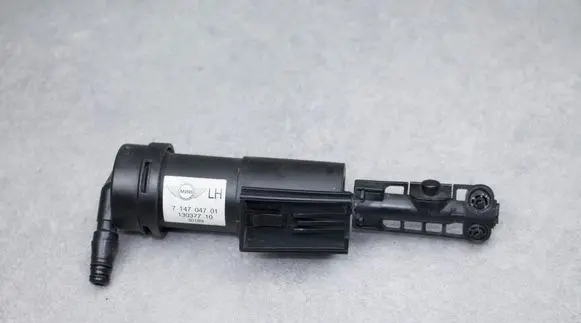 Mini One - Cooper Cabrio R52 Headlight washer spray nozzle 7147047