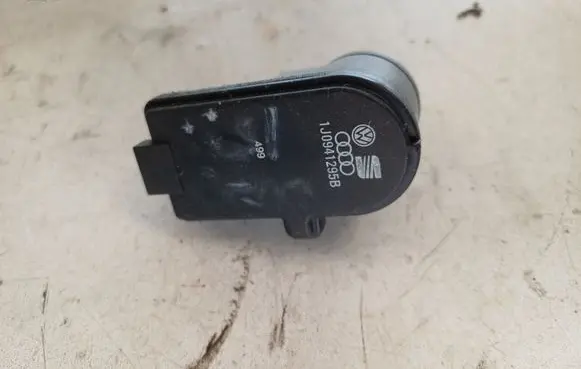 Seat Ibiza III (6L) Headlight level adjustment motor 1J0941295B