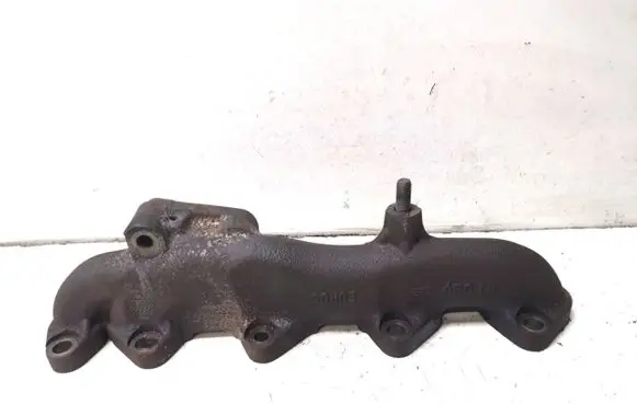 Hyundai Santa Fe Exhaust manifold N3OBVEUR06