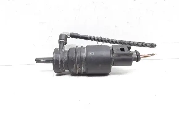 Mercedes-Benz E W211 Headlight washer pump A0335450228