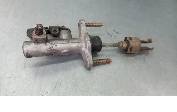 Toyota Yaris Verso Clutch master cylinder 