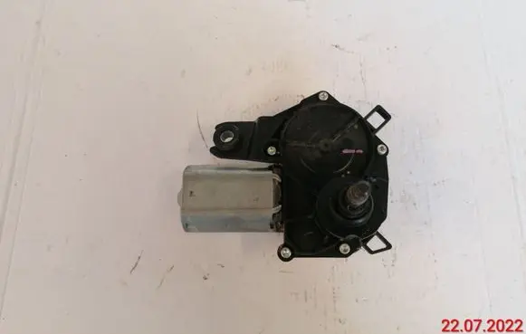 Toyota Aygo AB10 Rear window wiper motor 851300h010