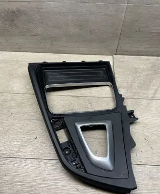 BMW 3 F30 F35 F31 Trim molding 105495978C 5116
