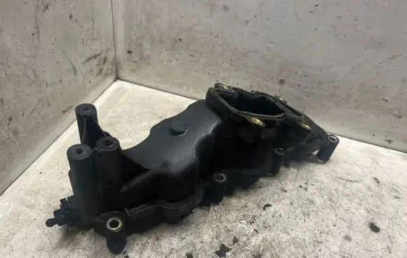 Audi Q7 4L Intake manifold 059129711CL