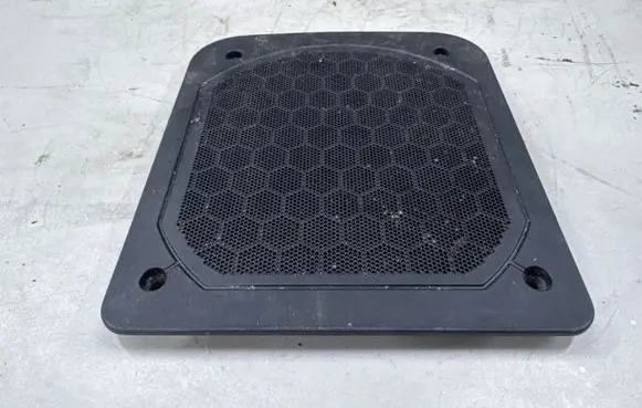 BMW X1 F48 F49 Subwoofer grill/trim 16014910