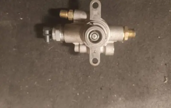 Audi A4 S4 B9 Fuel injection high pressure pump 06m127026h