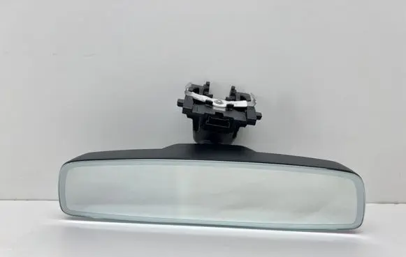 Rear view mirror (interior)