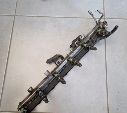 BMW 3 E46 Fuel main line pipe 0280150415