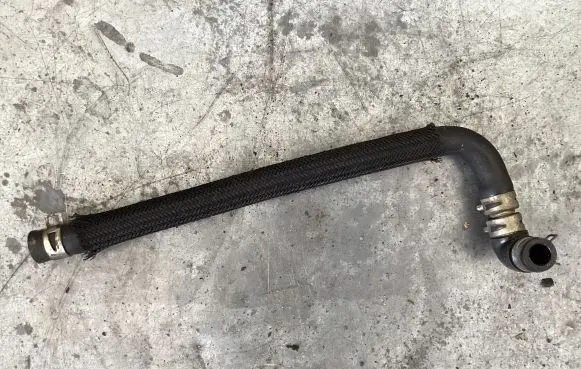 Chrysler Grand Voyager IV Engine coolant pipe/hose