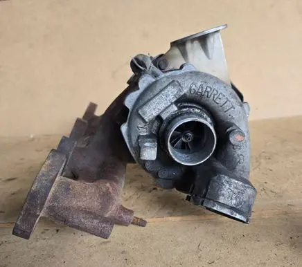 Audi A4 S4 B7 8E 8H Turbo 03G253014K GT1749VC 5704213