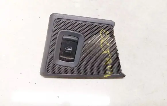 Skoda Octavia Mk1 (1U) Electric window control switch 1u4867436a