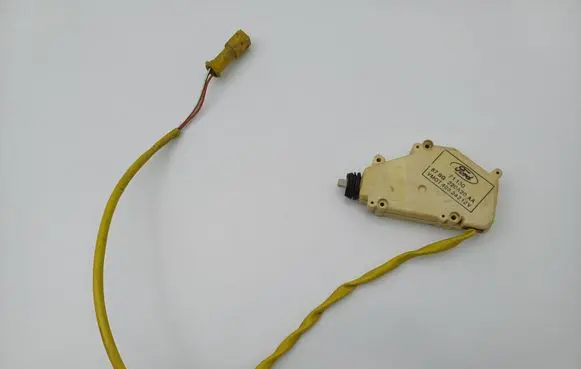 Ford Scorpio Central locking motor 87BG220A20AA