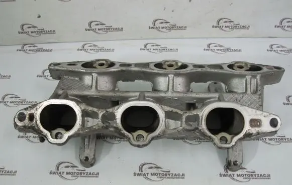 Mitsubishi Pajero Intake manifold 641GB
