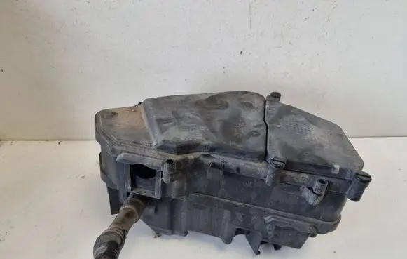 Volkswagen Touareg II Fuse box set 7L0937576B