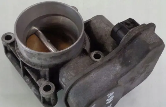 Opel Zafira A Throttle valve 5915069 23512094