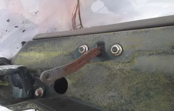 KIA Sportage Rear door check strap stopper