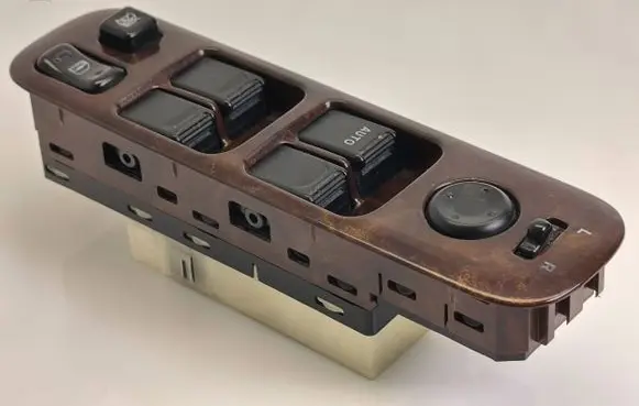 Suzuki Grand Vitara II Electric window control switch 52J20 1445T