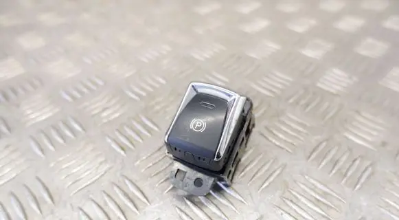 Nissan Qashqai Hand parking brake switch 