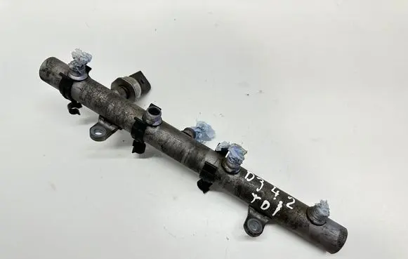 Audi A8 S8 D3 4E Fuel main line pipe