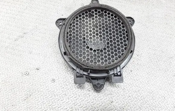 Chrysler Pacifica Rear door speaker 04685967AD