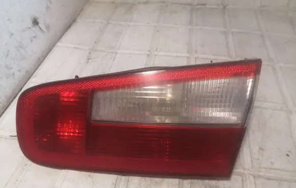 Renault Laguna II Tailgate rear/tail lights 8200002476