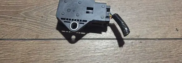 Nissan X-Trail T30 ESP acceleration yaw rate sensor 47931al700 0265005254