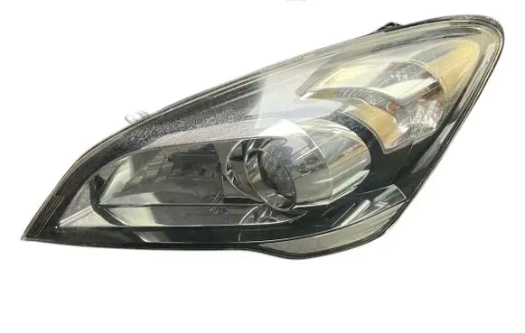 KIA Ceed Headlight/headlamp 921011H
