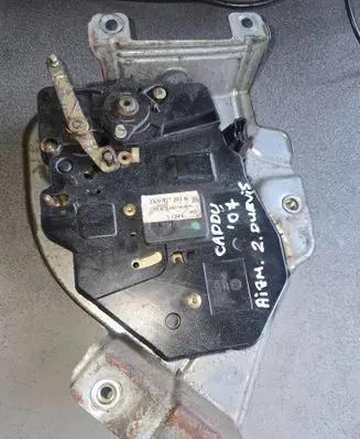 Loading door lock