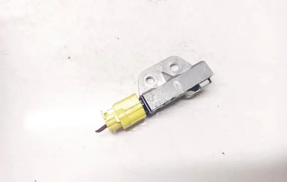Nissan X-Trail T30 Airbag deployment crash/impact sensor 